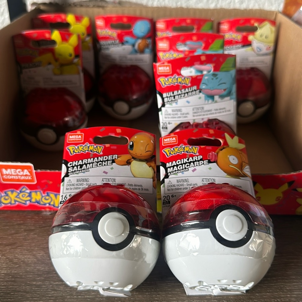 Pokémon mega construx pokeball